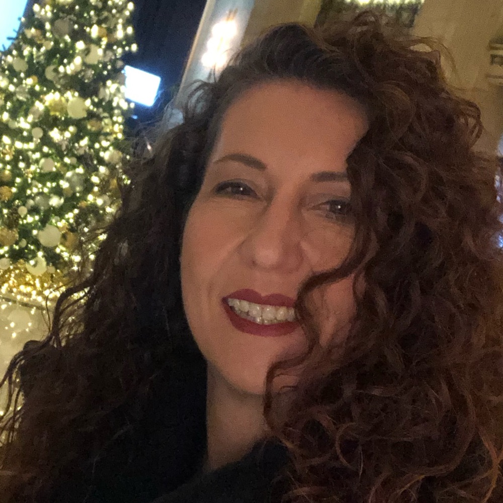 Meet your Posher, Jenifer